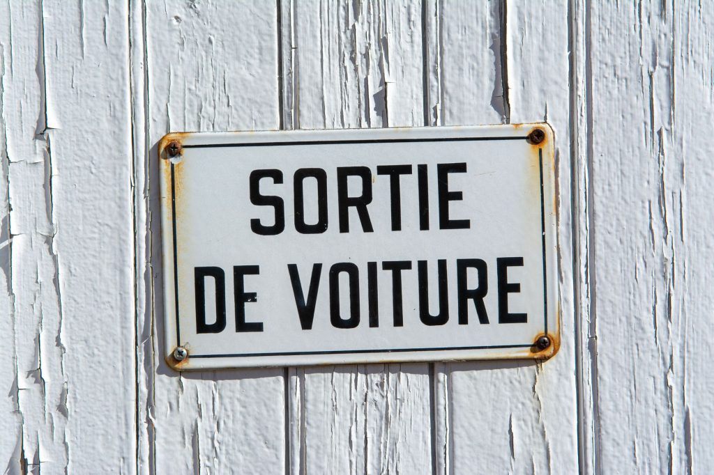 Choisir une voiture écologique : 6 critères clés à connaître