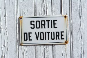 Choisir une voiture écologique : 6 critères clés à connaître
