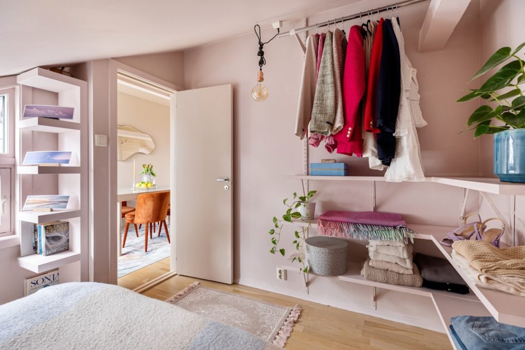 Top des solutions de rangement transformables pour petits espaces
