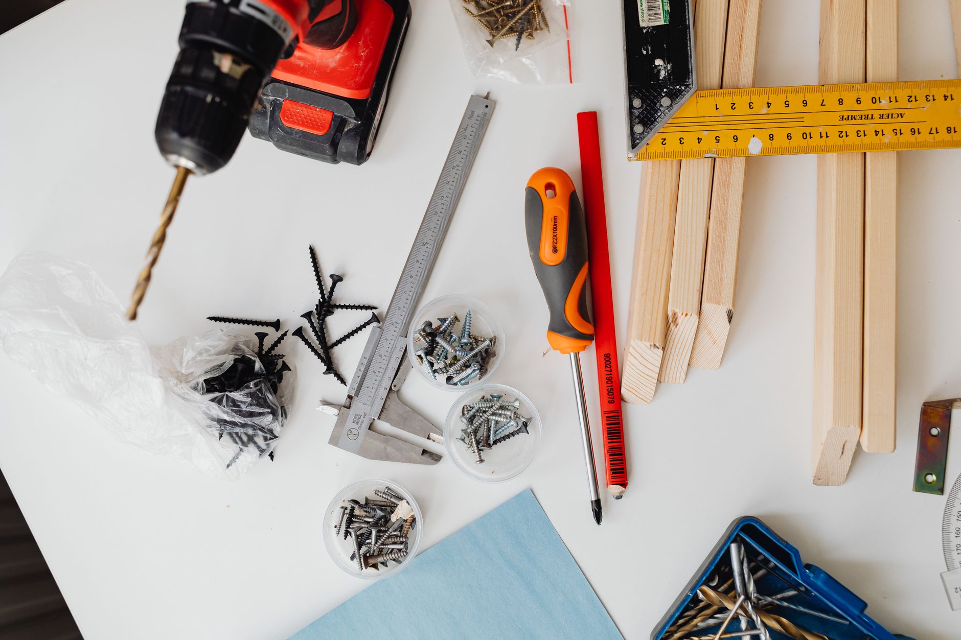 Outils essentiels pour débuter le bricolage à la maison