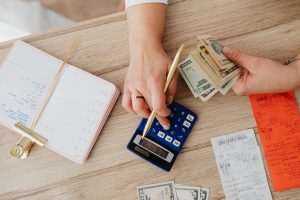 Budget mensuel : préparer son épargne avant d’investir