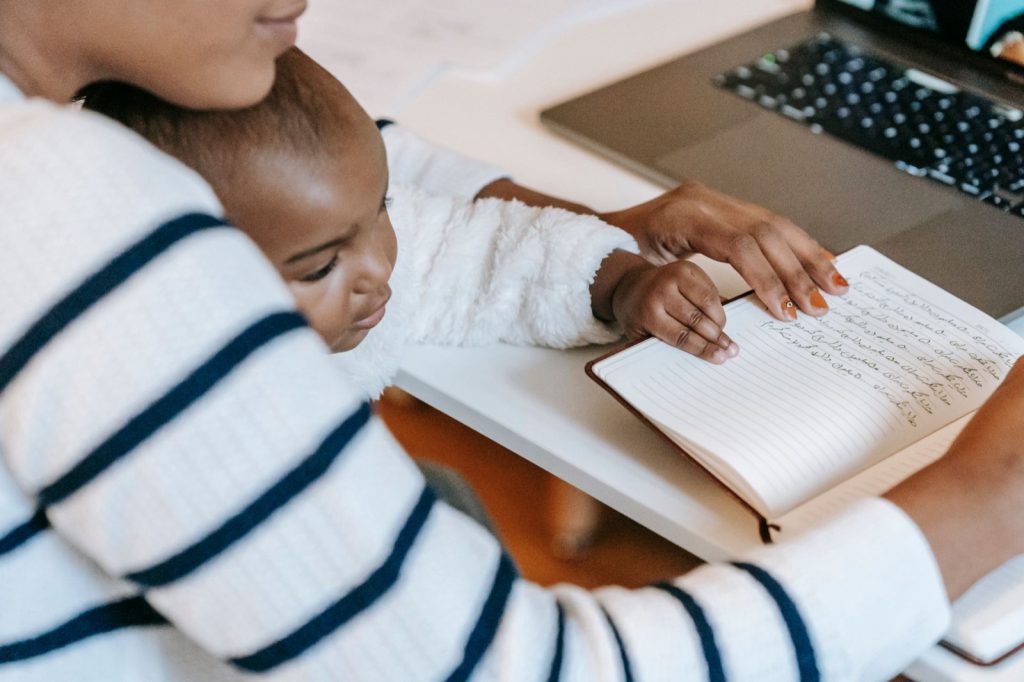 Prénom de bébé : la méthode test pour vérifier son choix avant l’état