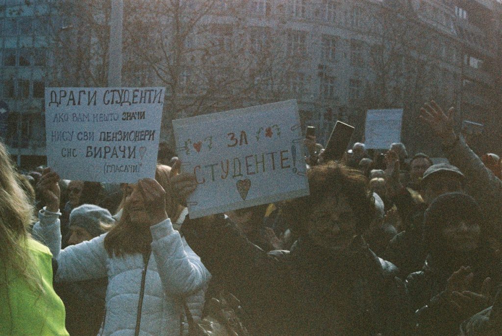 Pourquoi Louise Montangon, 22 ans, refuse les blocages pour sa génération ?